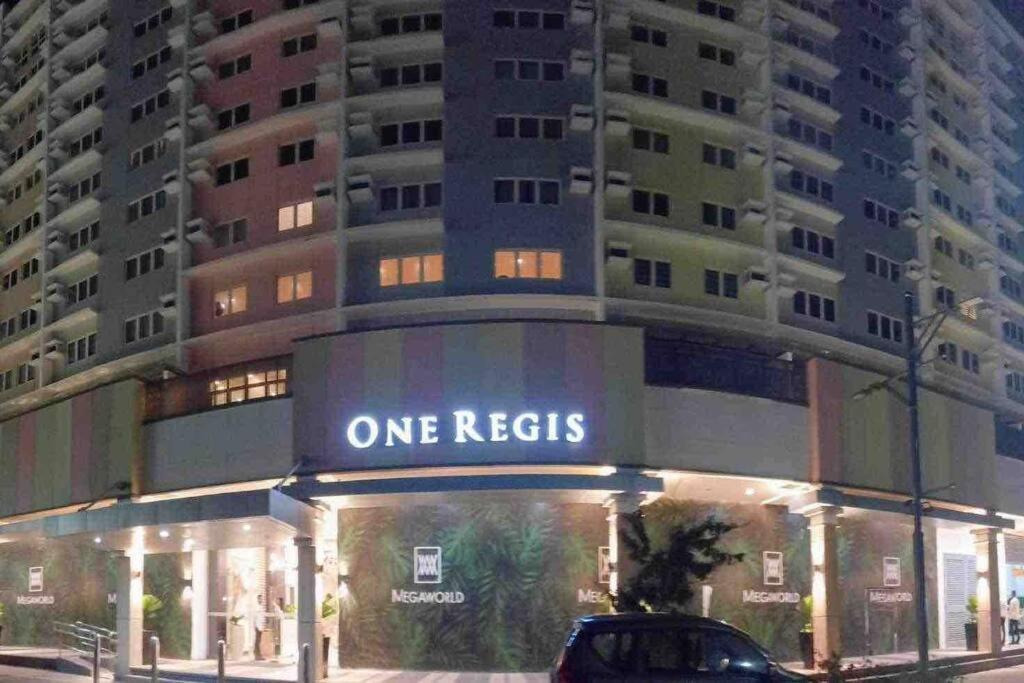 1Br With Extra Room At One Regis- Megaworld 巴科洛德 外观 照片