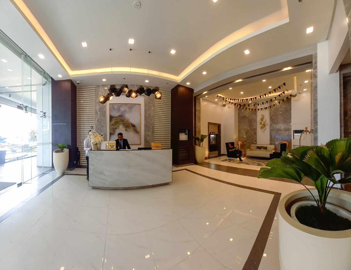 1Br With Extra Room At One Regis- Megaworld 巴科洛德 外观 照片