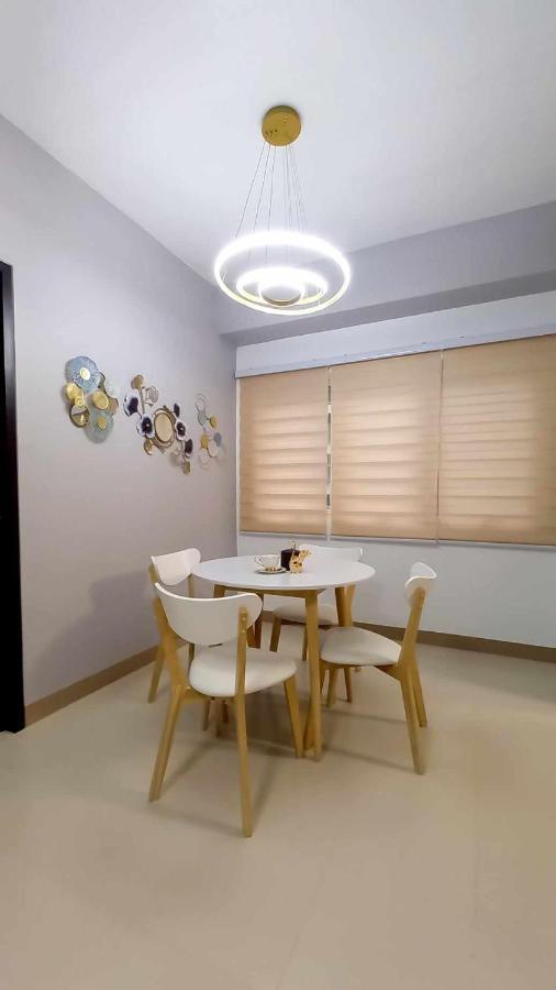 1Br With Extra Room At One Regis- Megaworld 巴科洛德 外观 照片