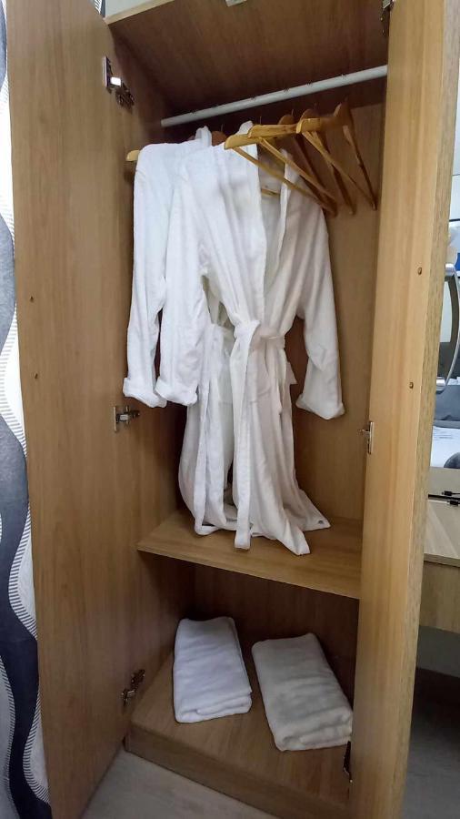 1Br With Extra Room At One Regis- Megaworld 巴科洛德 外观 照片